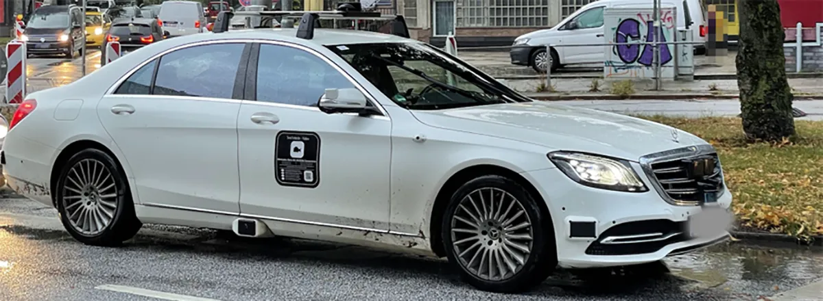 Mercedes mit Lidartechnik unterwegs in Berlin - RoadAds interactive GmbH